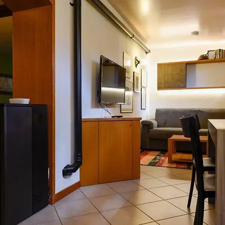 Bilocale A 1 Minuto Dalle Piste Da Sci Di Apartment
